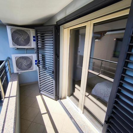 Albanian Traditions Legacy Durres Exterior photo
